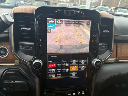 Used 2021 RAM 3500 Limited image 32