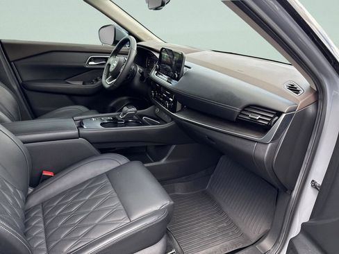 Certified 2023 Nissan Rogue Platinum w/ Platinum Premium Package image 21