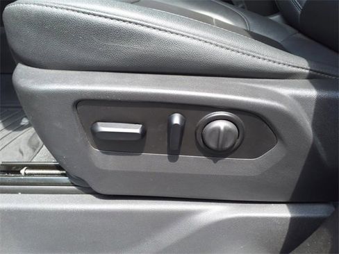 Used 2021 Chevrolet Silverado 3500 LTZ w/ LTZ Plus Package image 13