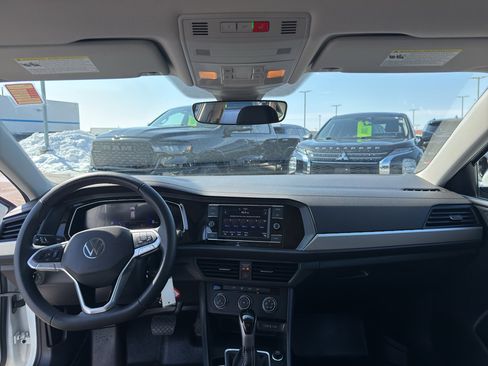 Used 2024 Volkswagen Jetta S image 25