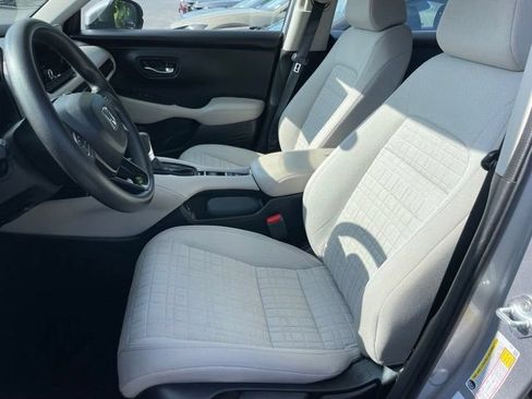 Used 2024 Honda HR-V LX image 6