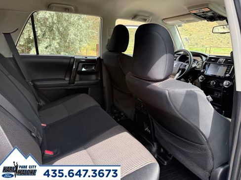 Used 2020 Toyota 4Runner TRD Off-Road AWD/4WD image 35