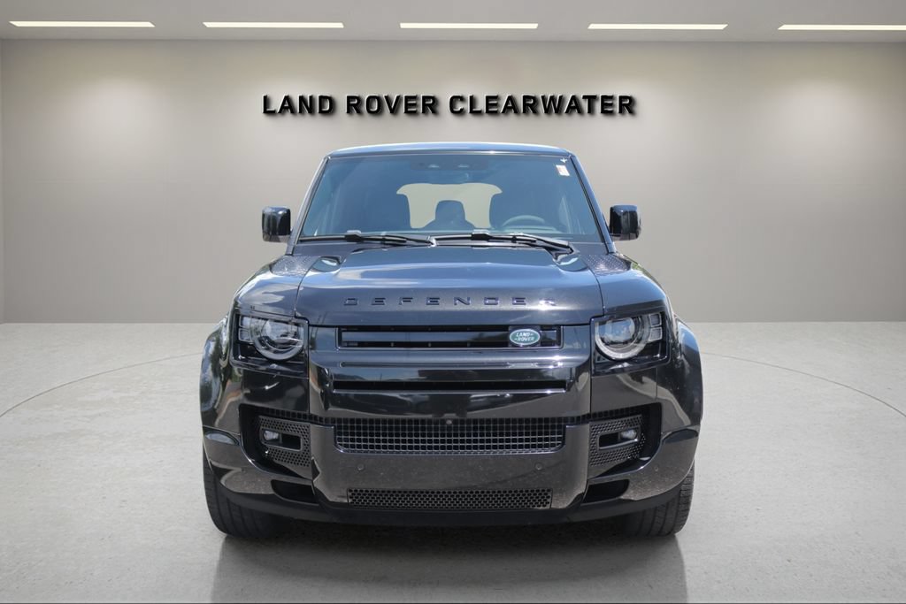 Used 2022 Land Rover Defender 110 V8 AWD/4WD image 8