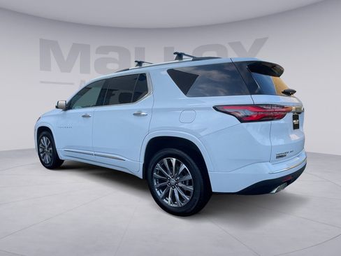 Used 2023 Chevrolet Traverse Premier w/ LPO, Cargo Package image 3