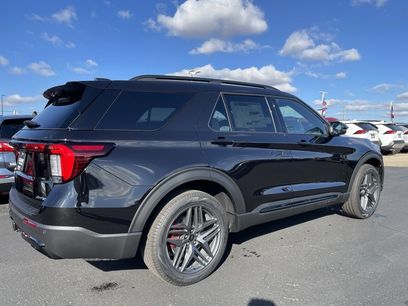 New 2026 Ford Explorer ST-Line w/ ST-Line Street Pack