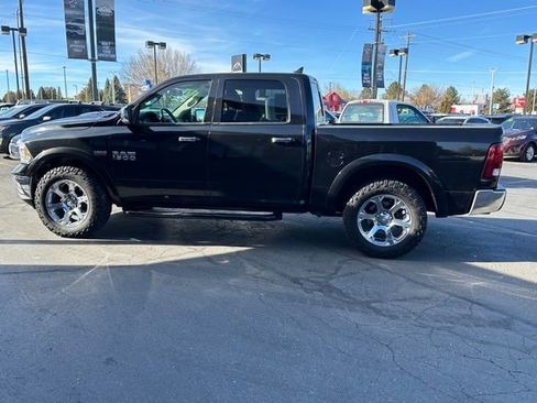 Used 2017 RAM 1500 Laramie image 10