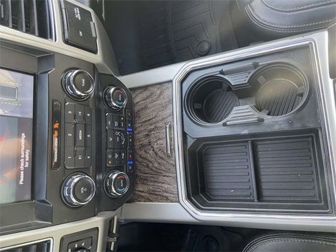 Used 2019 Ford F250 Lariat w/ Lariat Ultimate Package image 19