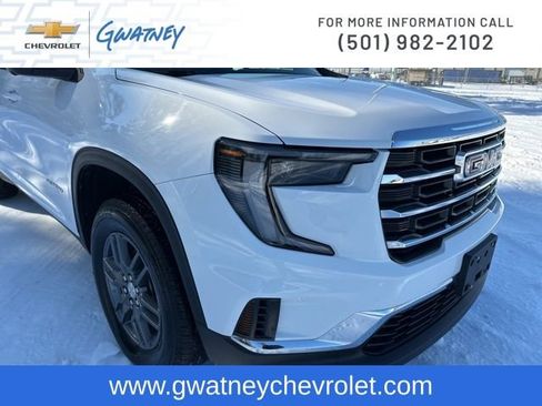 Used 2025 GMC Acadia Elevation image 10