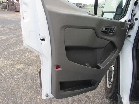 Used 2020 Ford Transit 150 Low Roof RWD image 25