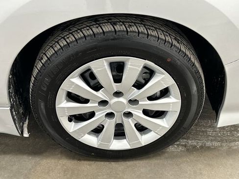 Used 2023 Nissan Leaf S image 5