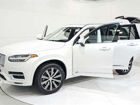 Used 2022 Volvo XC90 T6 Inscription w/ Advanced Package AWD/4WD image 30