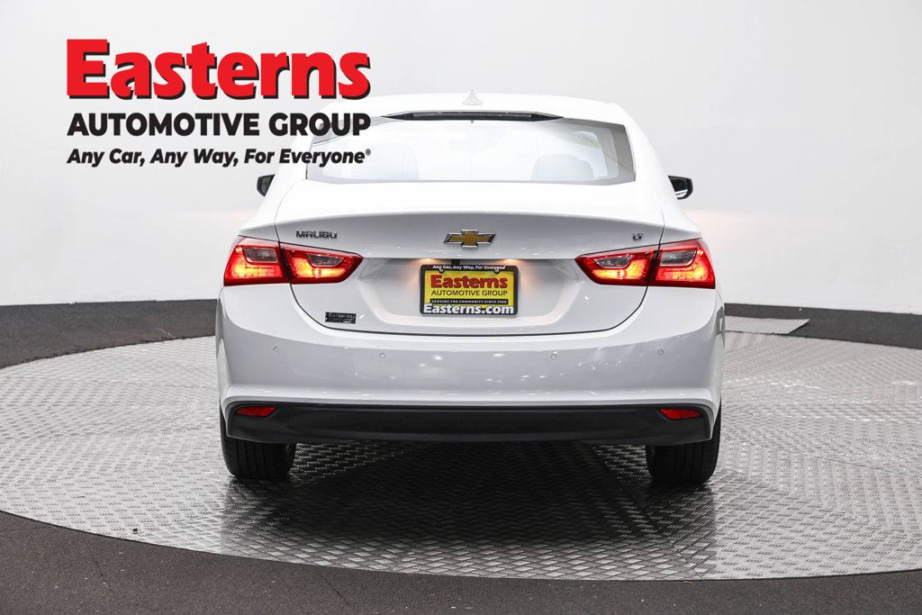 Used 2025 Chevrolet Malibu LT FWD image 8