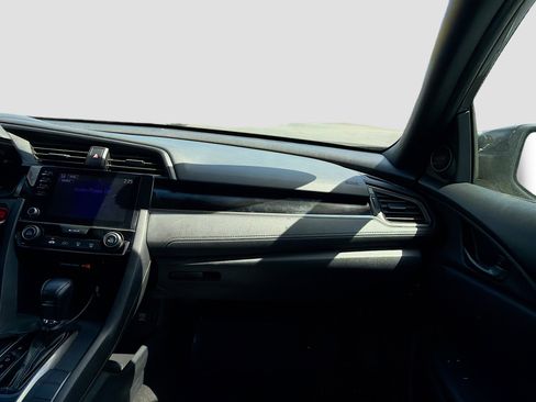 Used 2021 Honda Civic Sport image 18