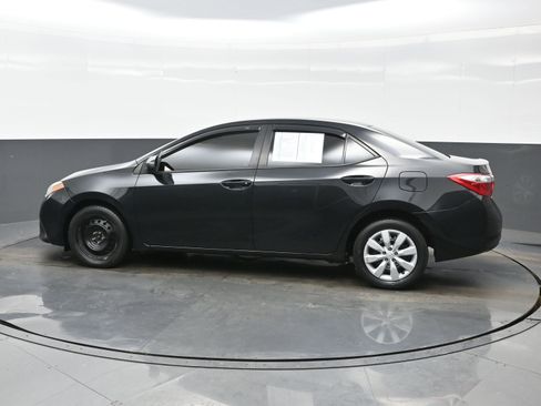 Used 2015 Toyota Corolla L image 3