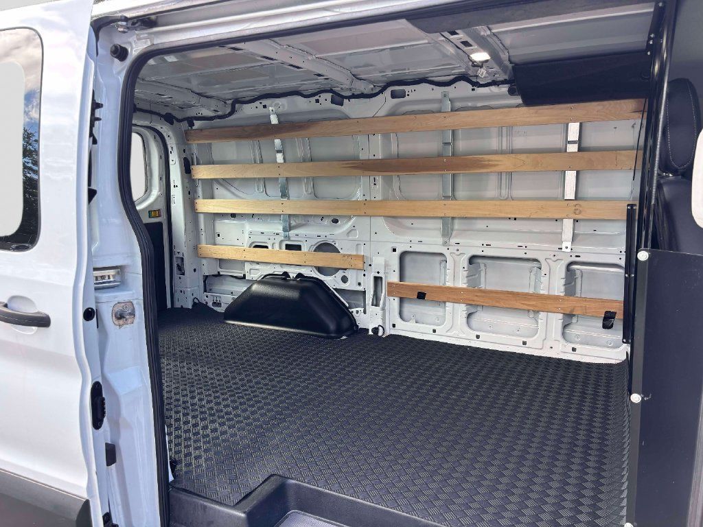 Used 2025 Ford Transit 250 Low Roof w/ Exterior Upgrade Package RWD image 13