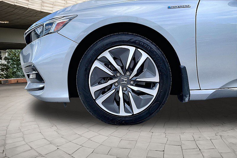 Used 2019 Honda Accord Touring image 7