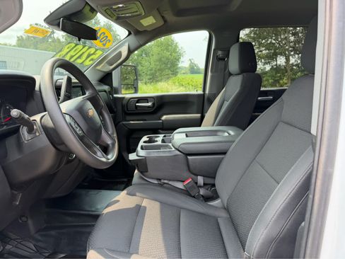 Used 2024 Chevrolet Silverado 3500 W/T w/ WT Convenience Package AWD/4WD image 10