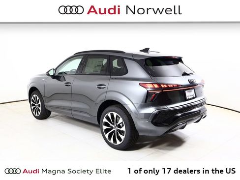 New 2026 Audi Q3 quattro 2.0T AWD/4WD image 12