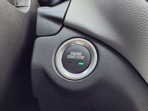 Used 2024 Chevrolet Equinox LS w/ LS Convenience Package FWD image 25