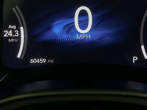 Used 2024 Chrysler Pacifica Select image 35