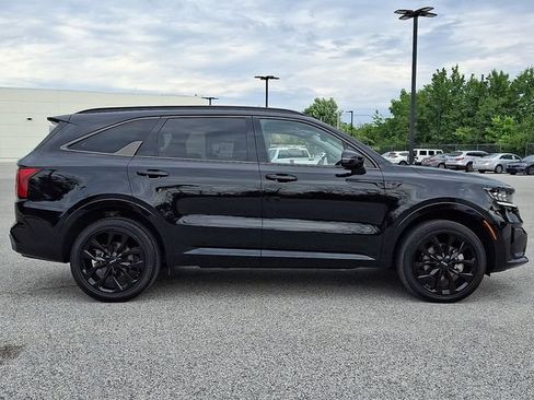 Used 2023 Kia Sorento SX AWD/4WD image 10