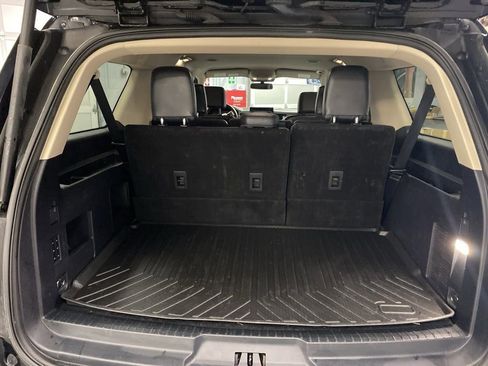 Used 2024 Ford Expedition Max XLT image 7