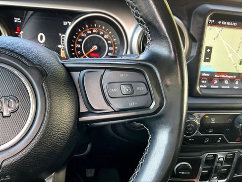 Used 2021 Jeep Wrangler Unlimited Sport image 24