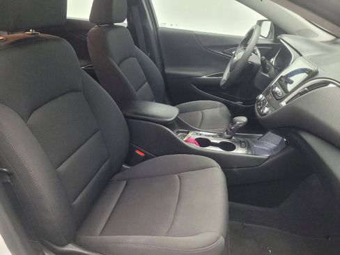 Used 2023 Chevrolet Malibu LS FWD image 21