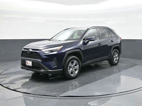 Certified 2025 Toyota RAV4 XLE AWD/4WD image 34
