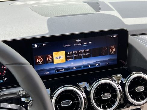 Certified 2025 Mercedes-Benz GLA 250 GLA 250 image 15