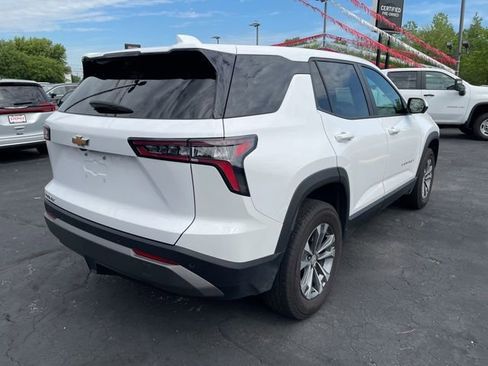 Used 2025 Chevrolet Equinox LT w/ Safety and Technology Package FWD image 5