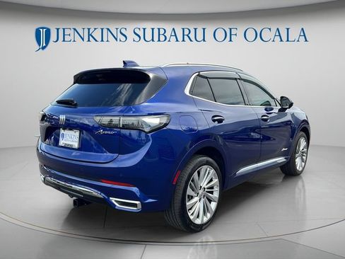 Used 2025 Buick Envision Avenir AWD/4WD image 3