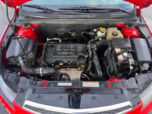 Used 2013 Chevrolet Cruze LT w/ RS Package image 19