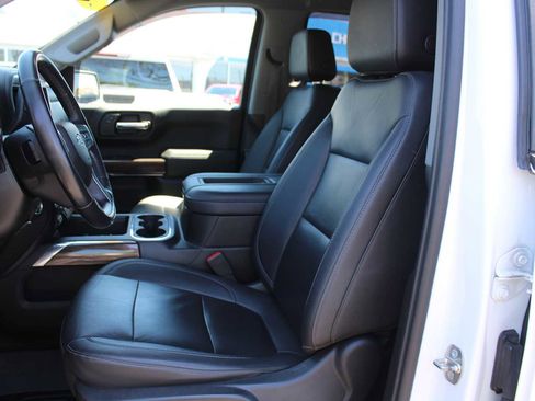 Used 2021 Chevrolet Silverado 1500 LT Trail Boss w/ Convenience Package II AWD/4WD image 9