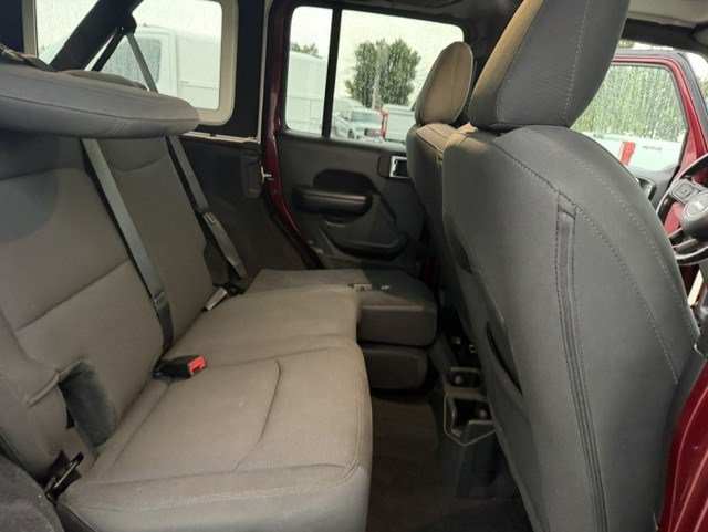 Used 2021 Jeep Wrangler Unlimited Sport AWD/4WD image 30