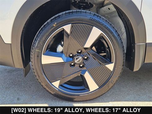 New 2026 Nissan Kicks SR w/ SR Premium Package image 29