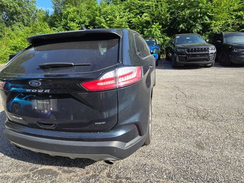 Used 2023 Ford Edge Titanium AWD/4WD image 7