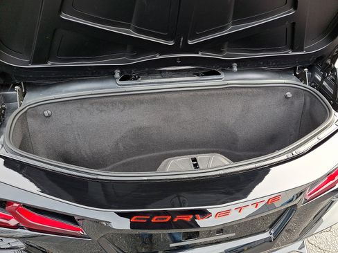 Certified 2023 Chevrolet Corvette Stingray Preferred Conv w/ 2LT image 29