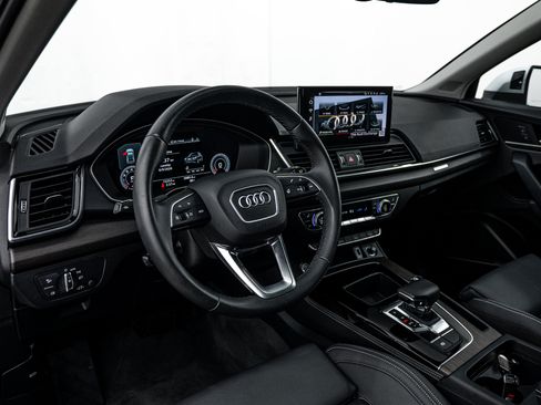 Certified 2023 Audi Q5 2.0T Premium Plus w/ Premium Plus Package AWD/4WD image 9