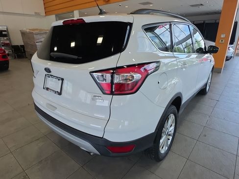 Used 2018 Ford Escape SEL FWD image 8