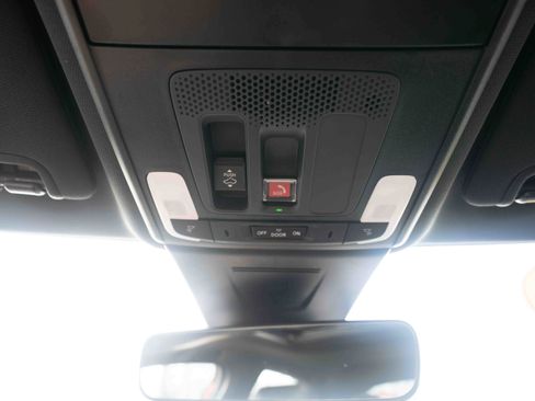 Certified 2025 Honda Civic Sport Touring image 18