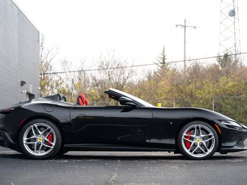 Used 2025 Ferrari Roma Spider image 16