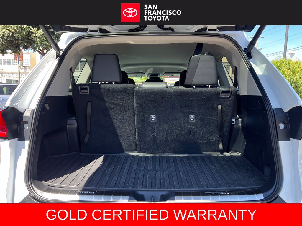 Certified 2024 Toyota Grand Highlander FWD image 40