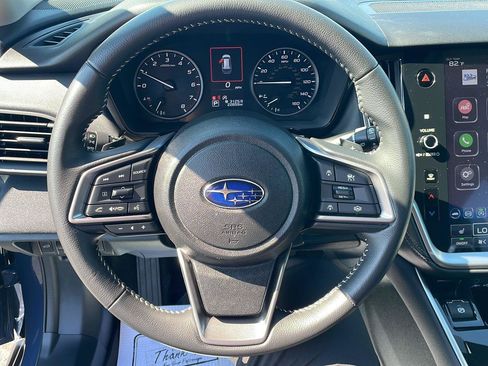Used 2025 Subaru Outback Premium AWD/4WD image 14