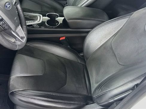 Used 2018 Ford Edge Sport w/ Equipment Group 401A AWD/4WD image 18
