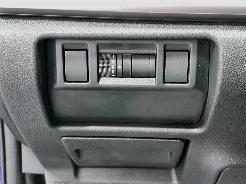 Used 2025 Subaru Impreza 2.0i AWD/4WD image 10