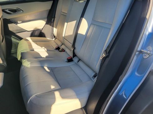 Used 2021 Land Rover Range Rover Velar R-Dynamic S image 11