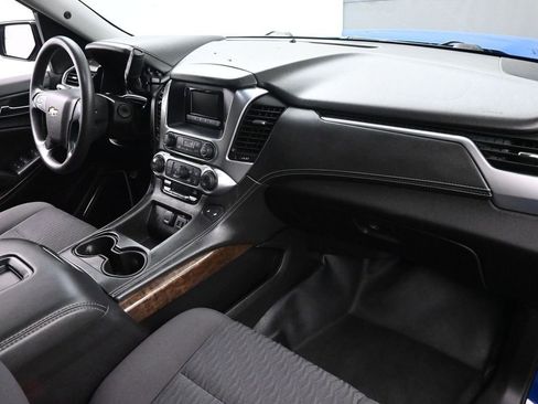 Used 2017 Chevrolet Tahoe 4WD w/ Remote Keyless Entry Package image 24