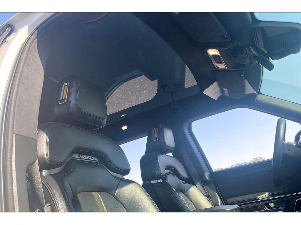 Used 2022 Rivian R1T Adventure AWD/4WD image 24