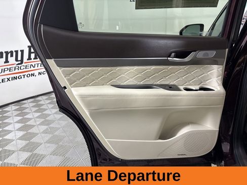Used 2020 Hyundai Palisade Limited image 23